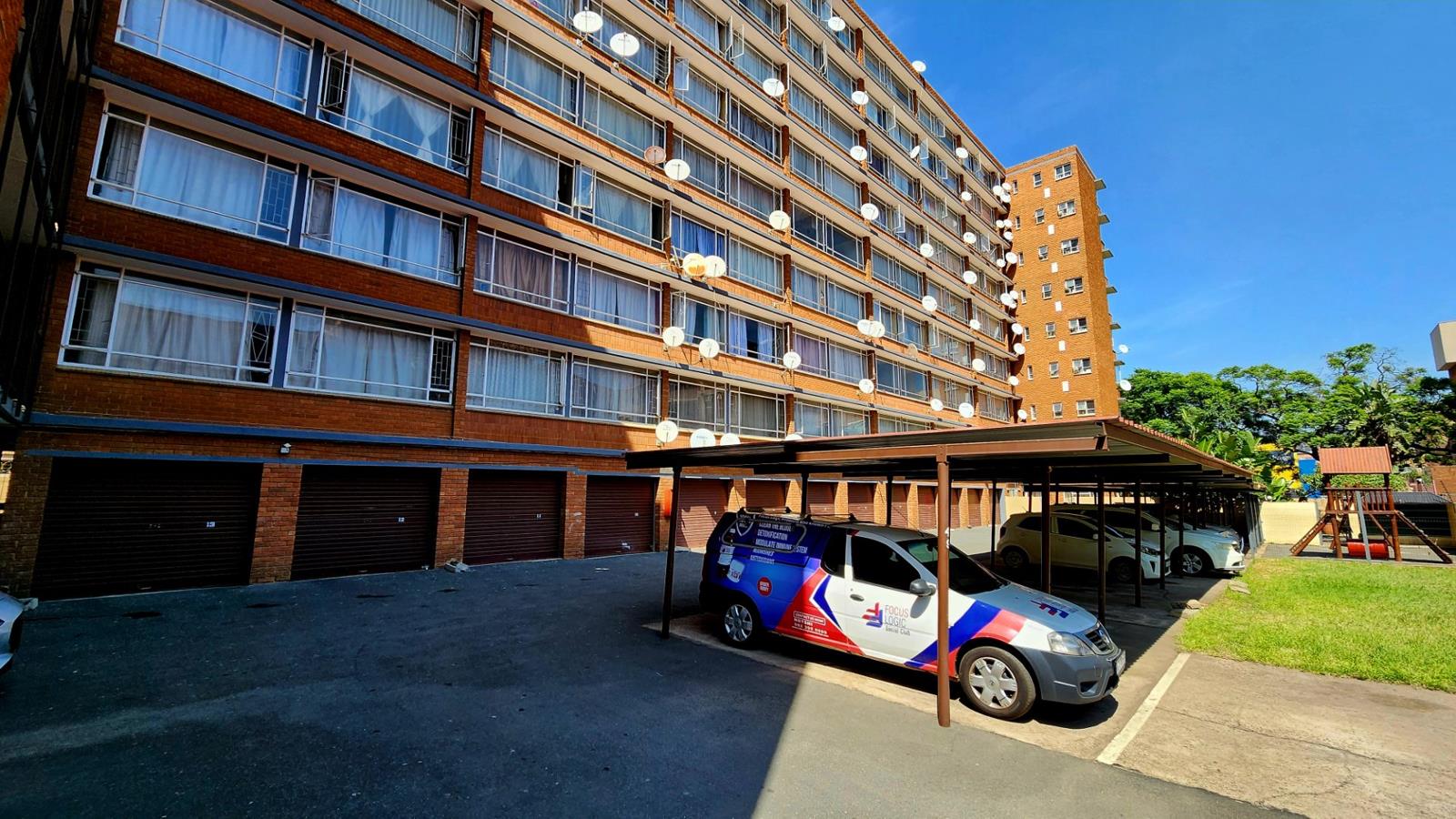 1 Bedroom Apartment in Sunnyside