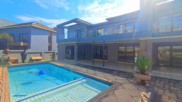 5 Bedroom House