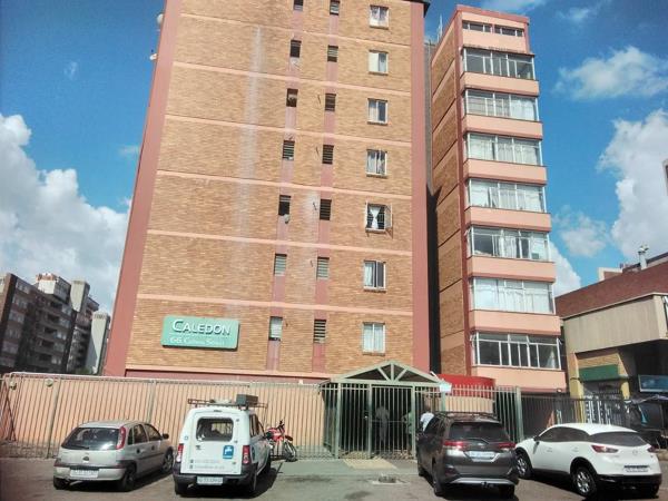6 Bedroom Apartment