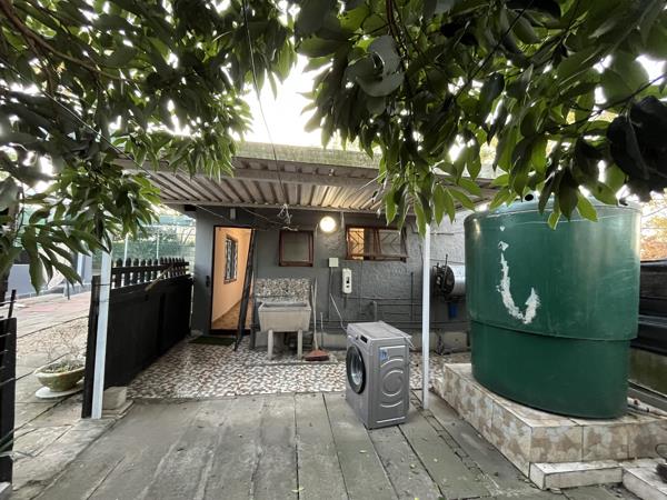 1 Bedroom Garden Cottage