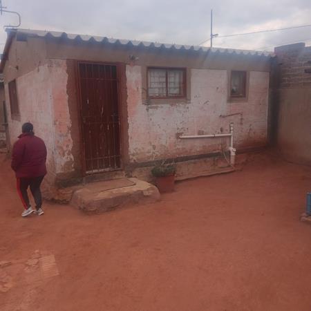 1 Bedroom House
