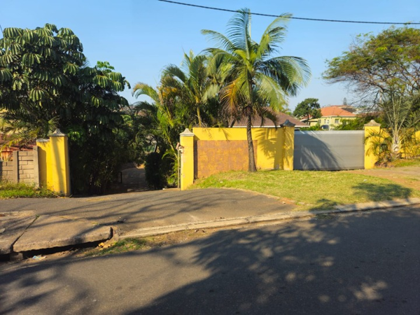 6 Bedroom House