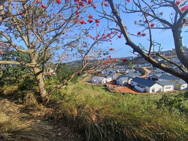 1 672 m² Land