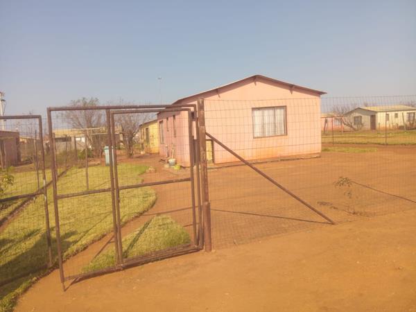 2 Bedroom House