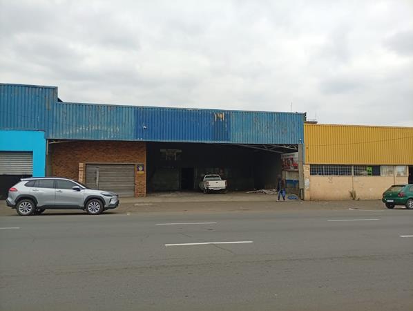 250 m² Industrial space