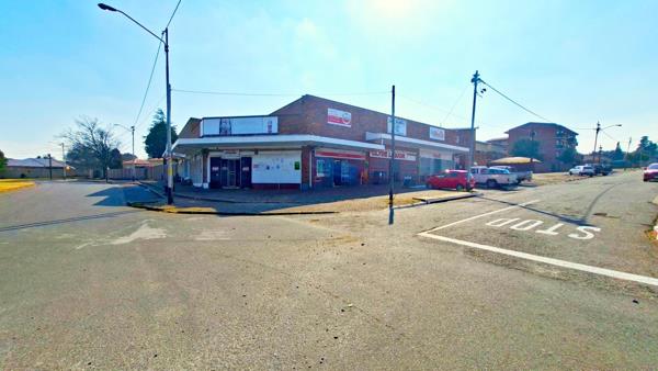 1 095 m² Retail Space