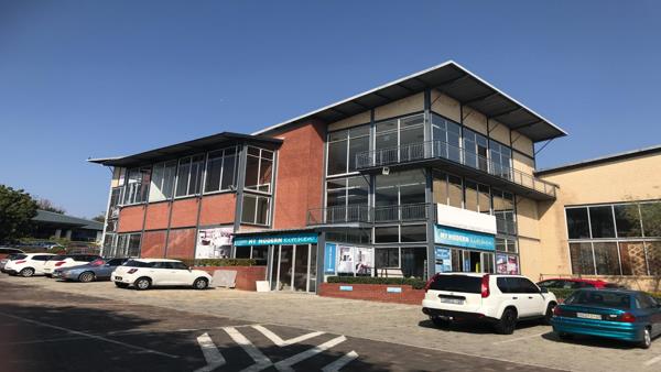 363 m² Commercial space