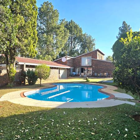 6 Bedroom House