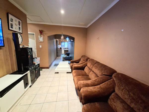 2 Bedroom House