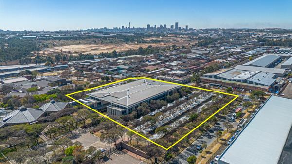 14 080 m² Commercial space