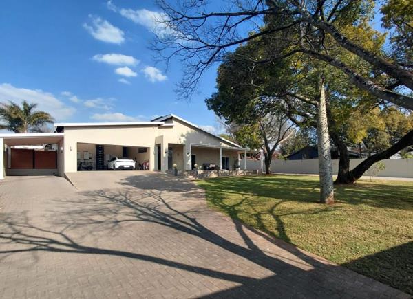 5 Bedroom House