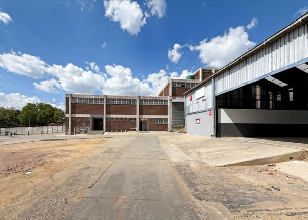 637 m² Commercial space