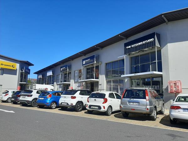 300 m² Commercial space