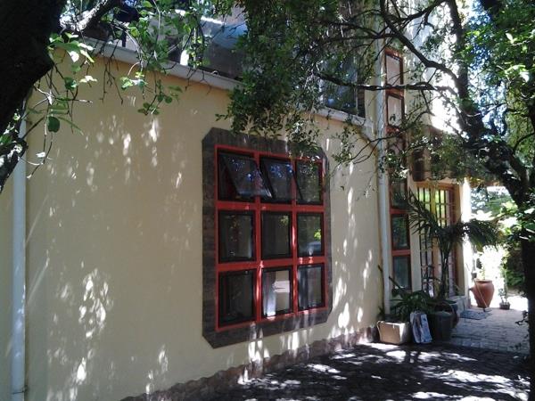 1 Bedroom House