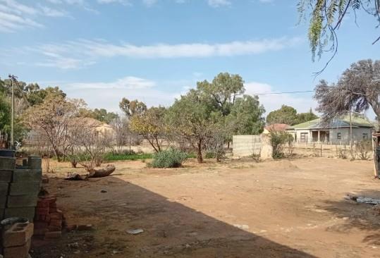 458 m² Land