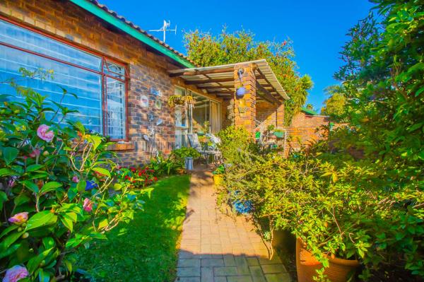 2 Bedroom Simplex