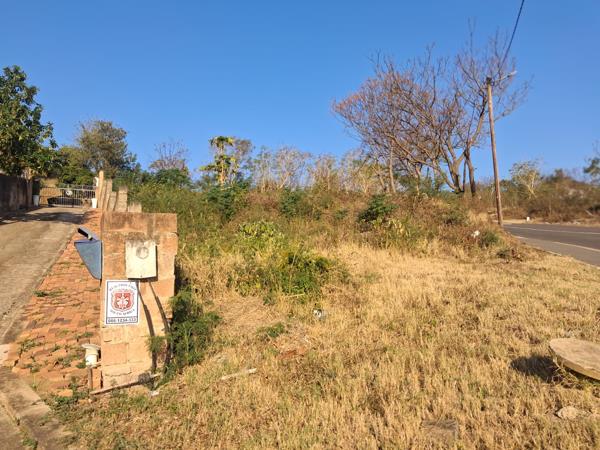 1 227 m² Land