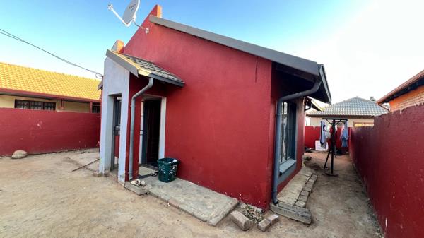 2 Bedroom House
