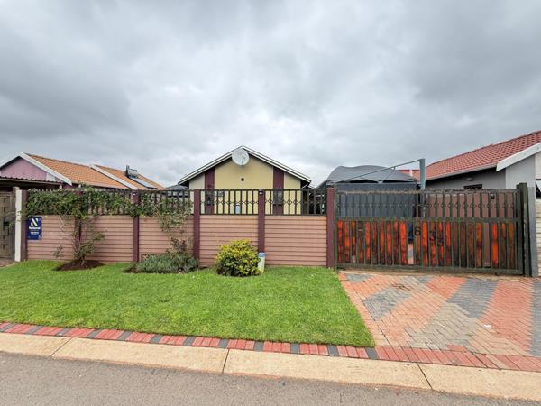 2 Bedroom House