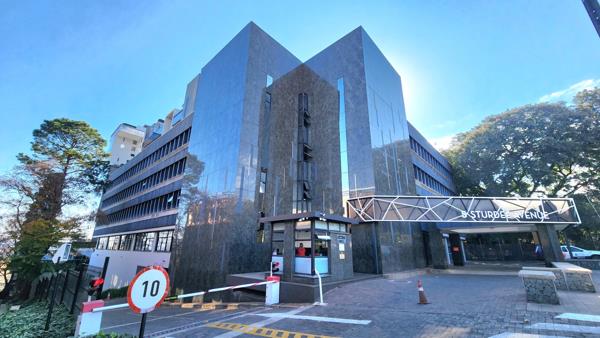 649 m² Office Space
