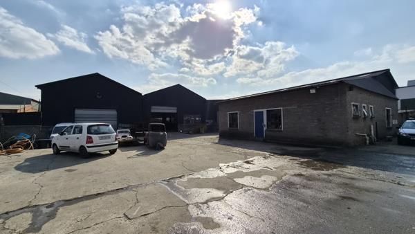 1 300 m² Industrial space