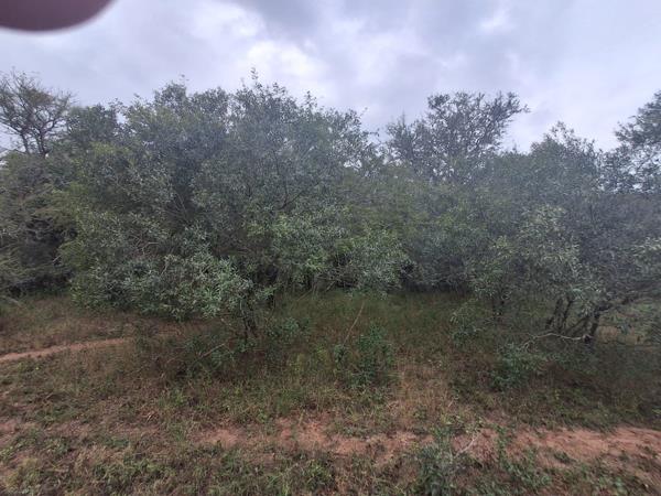 1 760 m² Land
