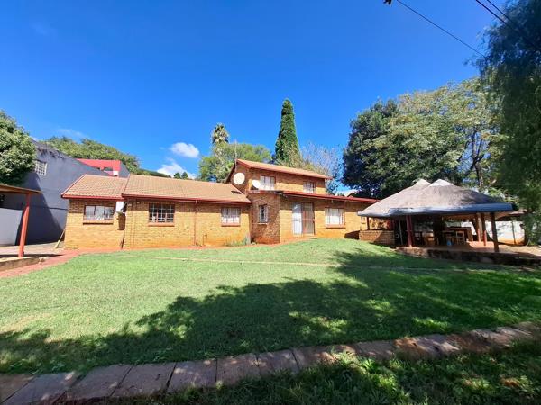 5 Bedroom House