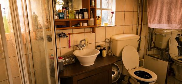 1 Bedroom House