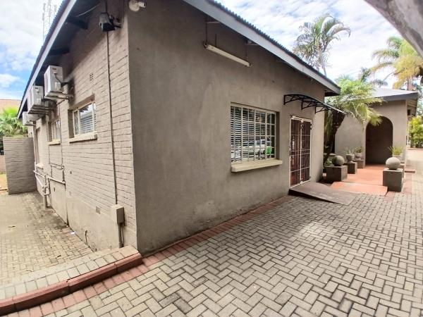 442 m² Commercial space