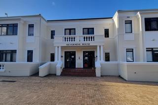 237 m² Commercial space