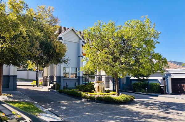 4 Bedroom Townhouse