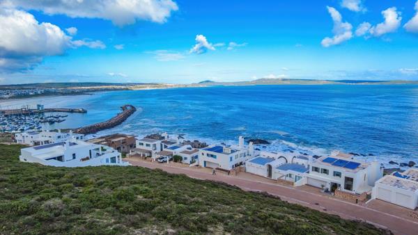 558 m² Land