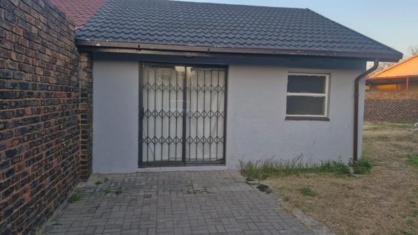 1 Bedroom Flat