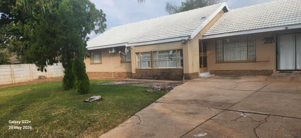 8 Bedroom House