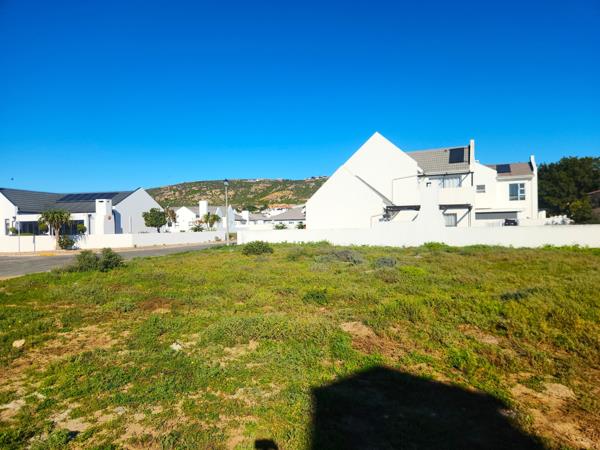 408 m² Land