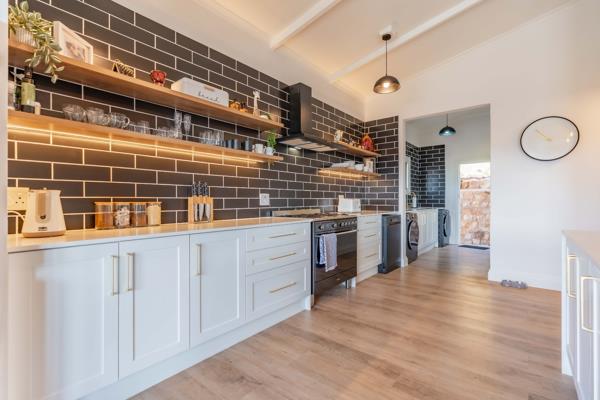 4 Bedroom Townhouse