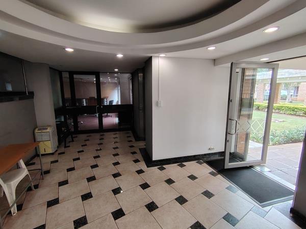 563 m² Commercial space
