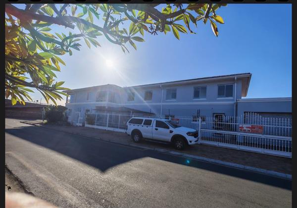 324 m² Commercial space