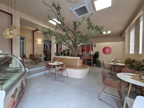 100 m² Commercial space