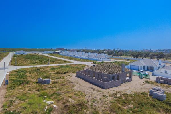 350 m² Land
