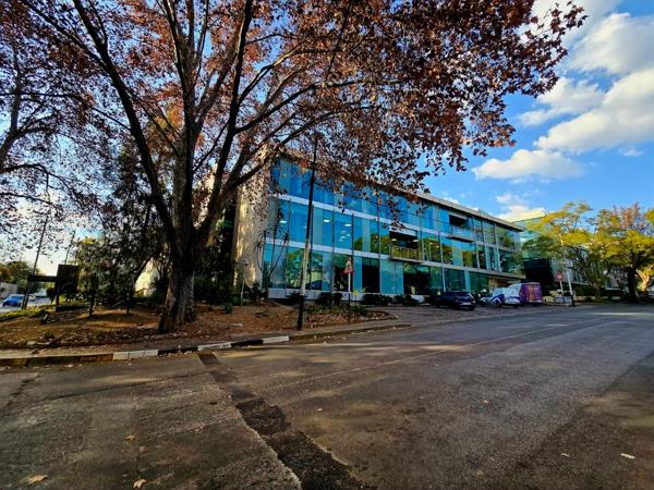 1 182 m² Commercial space