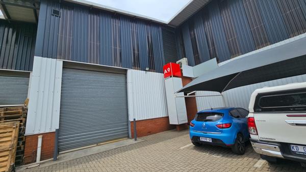 196 m² Industrial space
