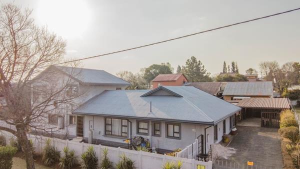 6 Bedroom House