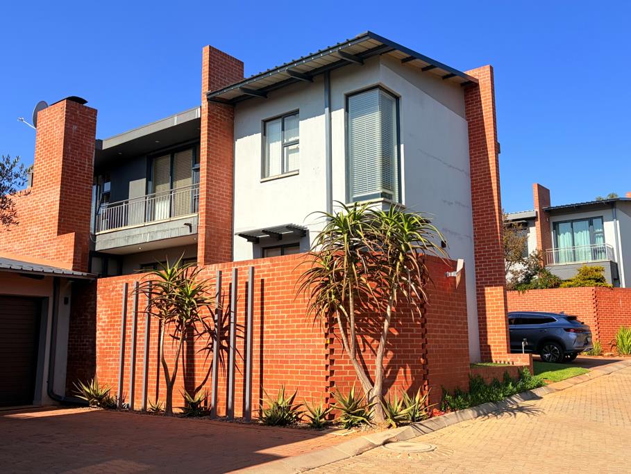 3 Bedroom Townhouse