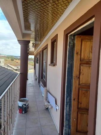 1 Bedroom House