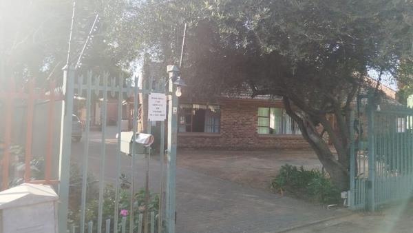 12 Bedroom House