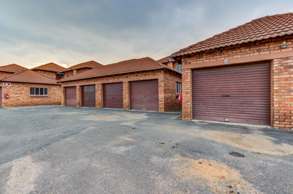 2 Bedroom Townhouse