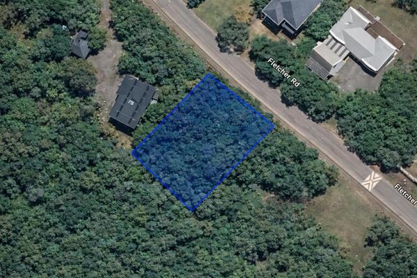 688 m² Land