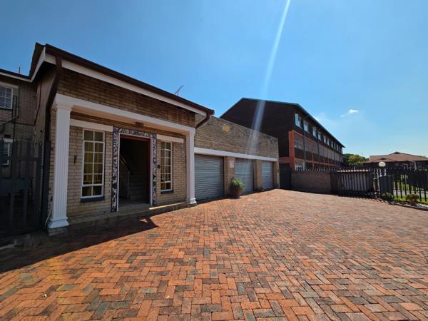 4 Bedroom Townhouse