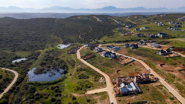 500 m² Land